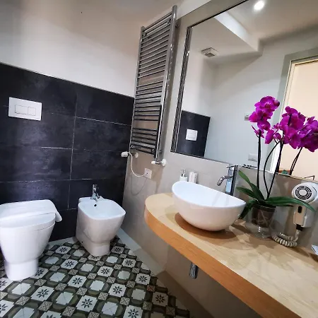 Erba Regina Farm stay